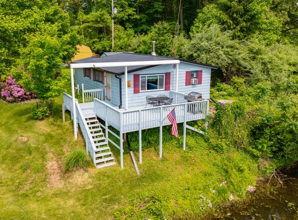 61157 Timberlane Drive, Jones, MI 49061