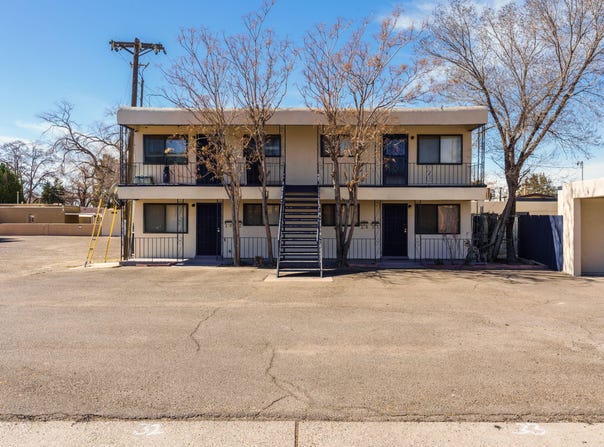 1005 Carlisle Boulevard SE, Albuquerque, NM 87106