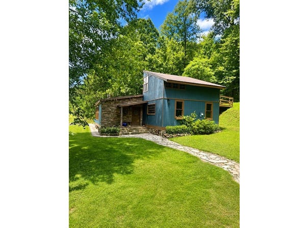 447 Bull Run Rd, Minford, OH 45653