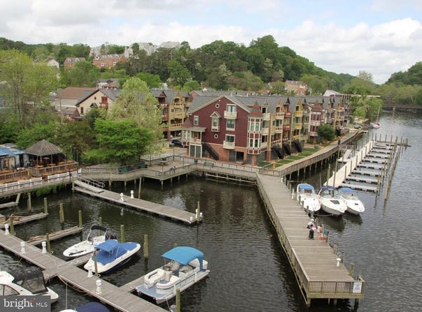111 RIVER ROAD, OCCOQUAN, VA 22125