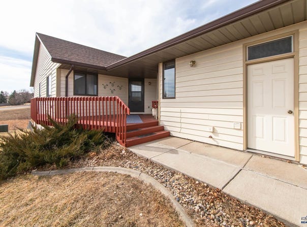 321 FOX RUN DR, Rapid City, SD 57701