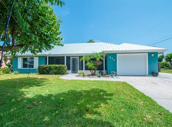 624 24th Street SW, Vero Beach, FL 32962