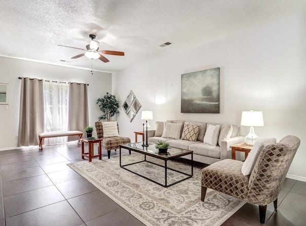 1712 AVENIDA REAL NW, Albuquerque, NM 87105