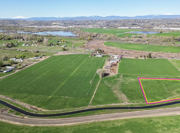 Nna E Selah Rd, Yakima, WA 98901