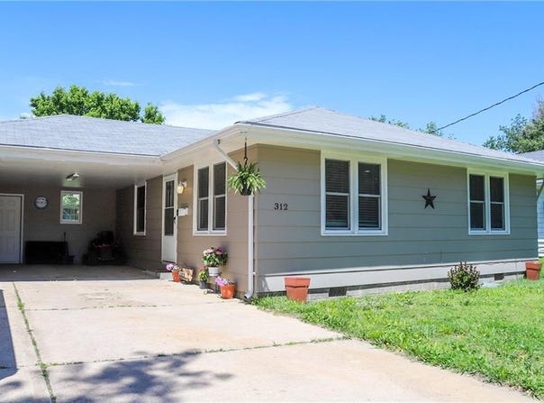 312 W Pine Street, Butler, MO 64730