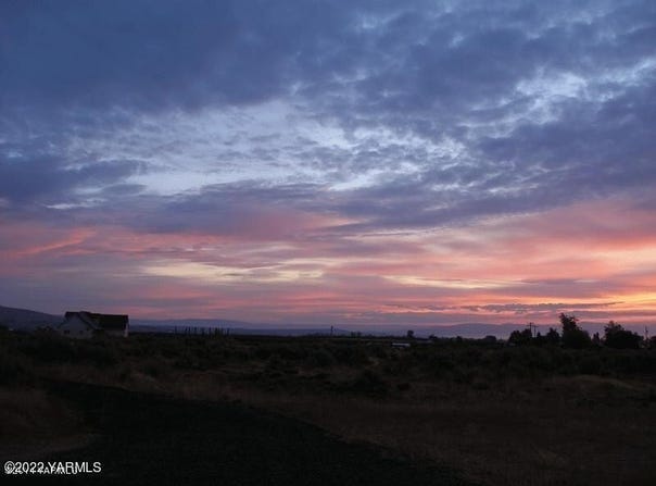 Nka Cottonwood Canyon Rd, Yakima, WA 98908