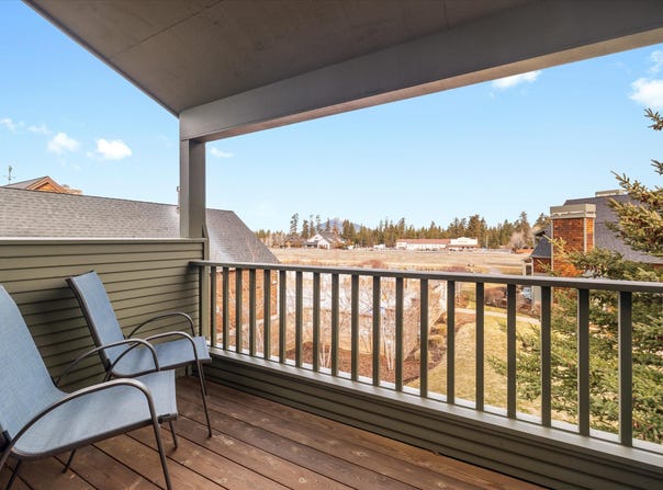 568 W Jefferson Avenue, Sisters, OR 97759