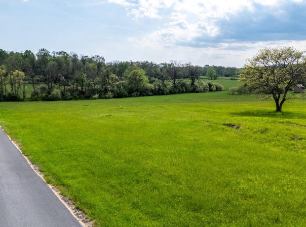 RUNNYMEAD RD, BUNKER HILL, WV 25413