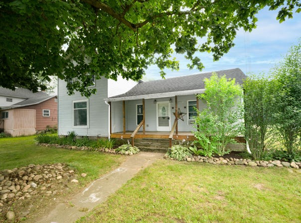 1011 E Copeland Road, Montgomery, MI 49255