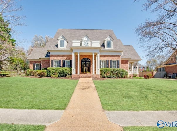 3105 Chamlee Place, Hampton Cove, AL 35763