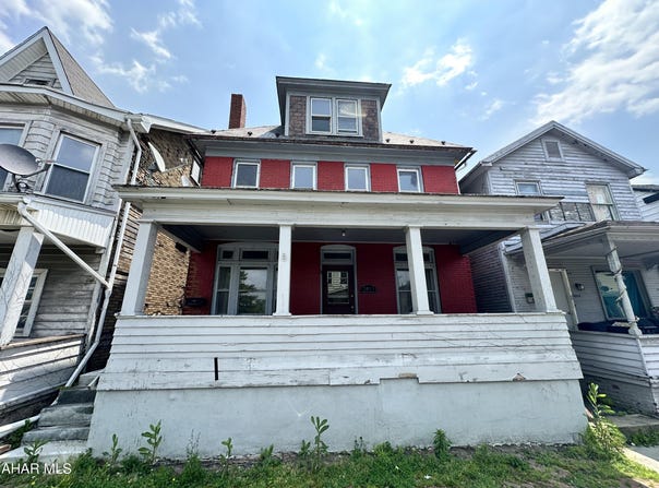 2013 7th Avenue, Altoona, PA 16602