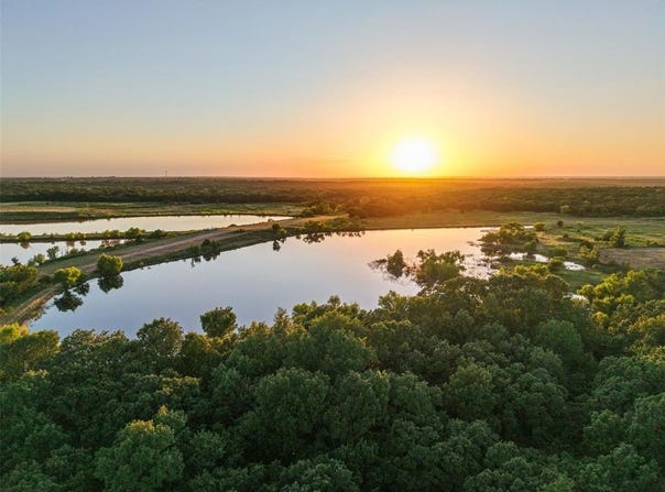 000 Tooley Road, Asher, OK 74826
