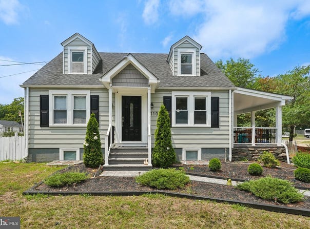 110 S BRIDGEBORO STREET, DELRAN, NJ 08075
