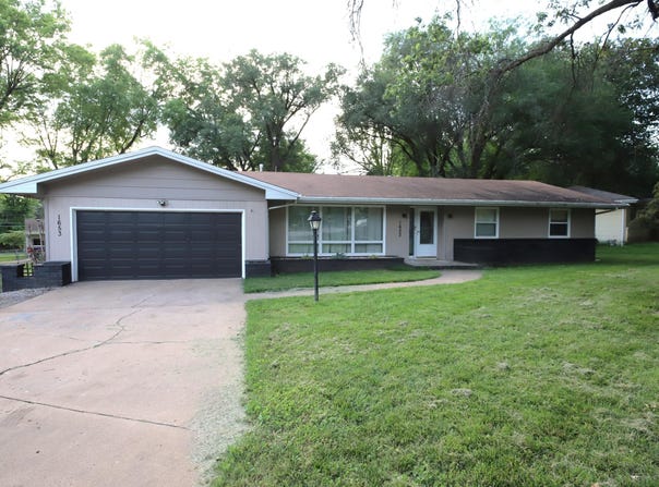 1653 S Ferguson Avenue, Springfield, MO 65807
