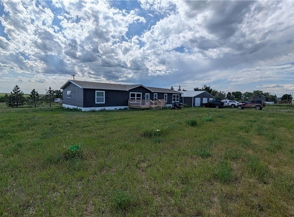 507 3rd Avenue S, Froid, MT 59226