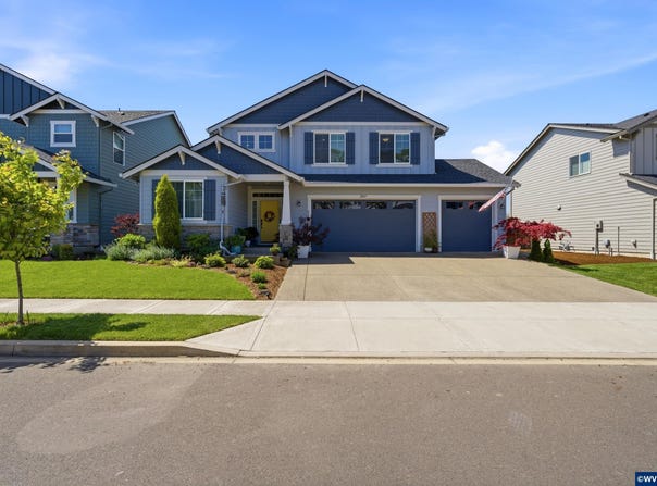 2847 NW William Dr, McMinnville, OR 97128