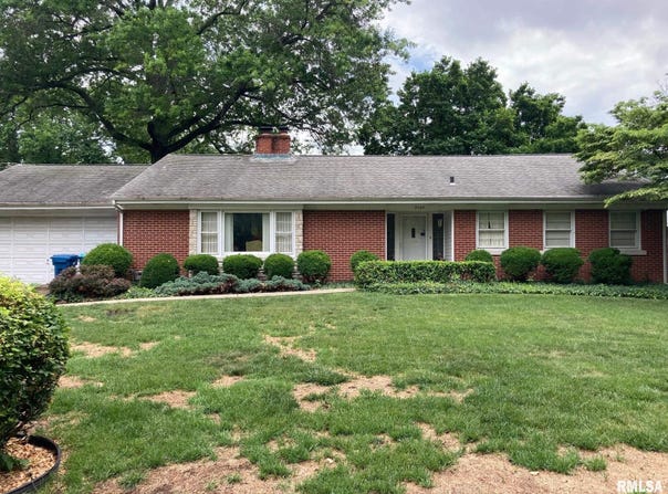 2020 PARKVIEW Drive, Springfield, IL 62704-0000