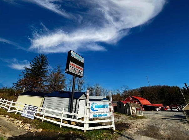 2040 Robert C Byrd Drive, CRAB ORCHARD, WV 25801