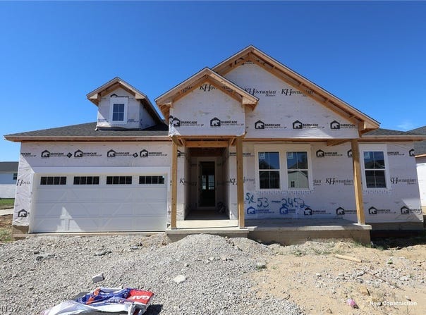 2452 Merriment Drive, Amherst, OH 44001