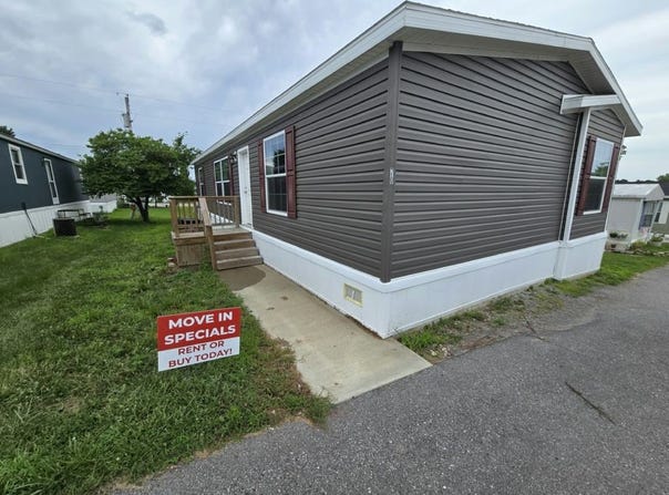 4201 Clark Lane, Columbia, MO 65202