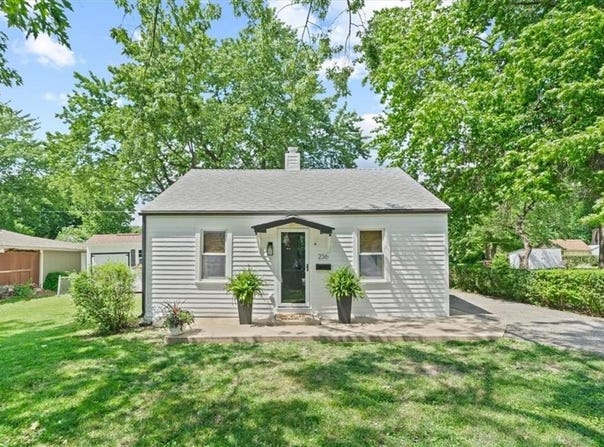 236 W Park Street, Gardner, KS 66030