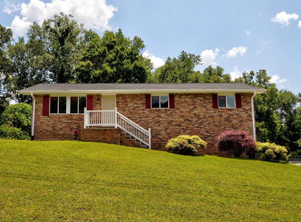 624 Corbley Road, Rossville, GA 30741