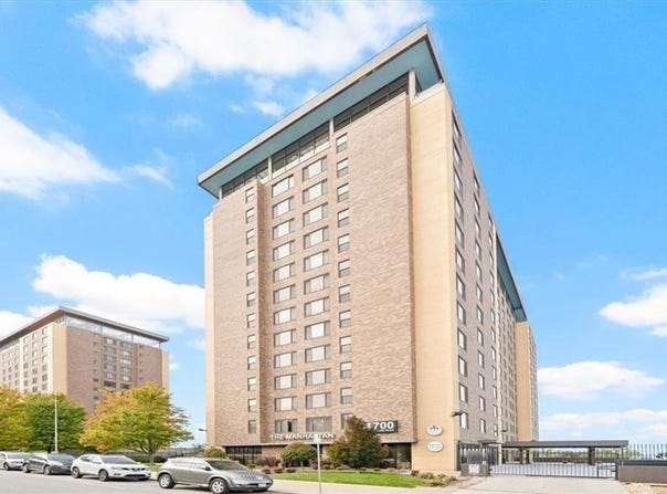 700 E 8th Street, Kansas City, MO 64106