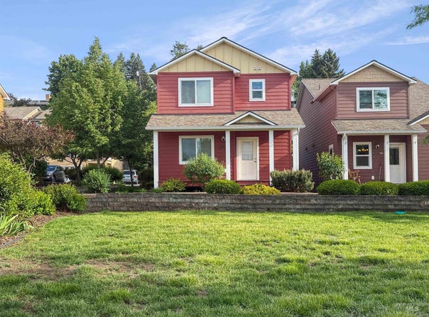 1354 Bristol Road, Moscow, ID 83843