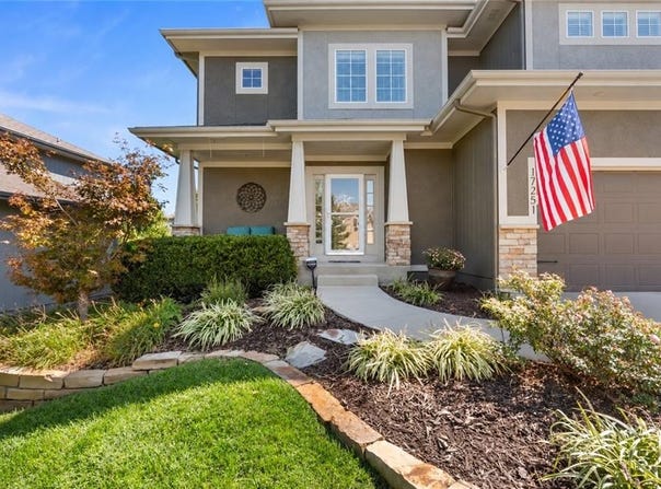 17251 S Kimble Street, Olathe, KS 66062