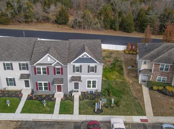 18 WHITAKER COURT, MILLVILLE, NJ 08332