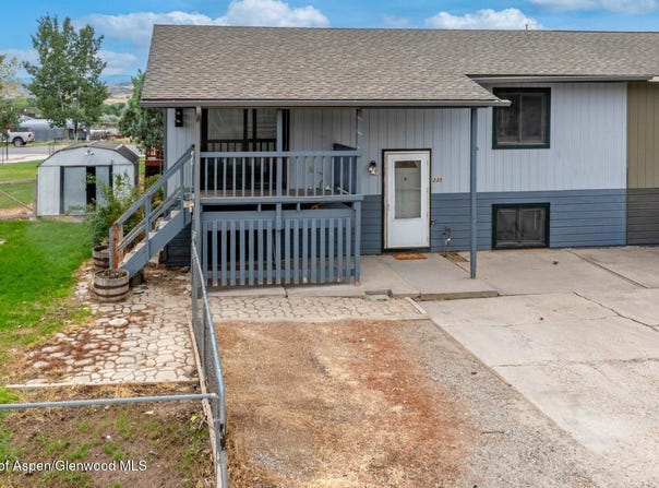 235 Cottonwood Drive, Silt, CO 81652