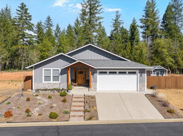 353 Cedar Drive, Cave Junction, OR 97523
