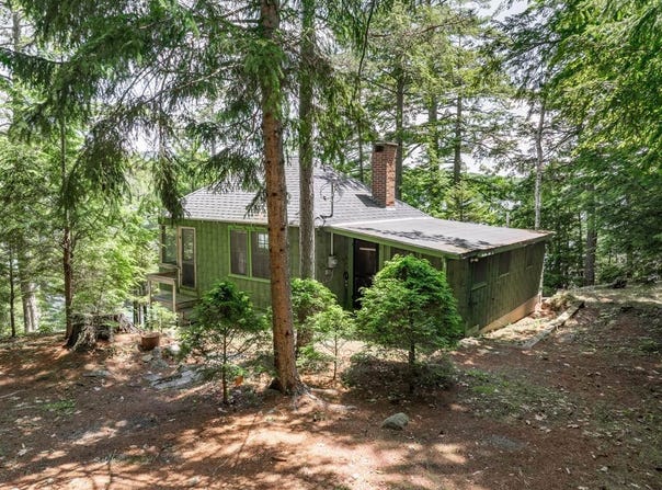 80 Pearl Point Road, Dedham, ME 04429