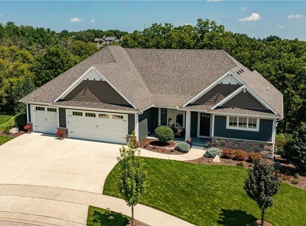 3247 Scanlan Lane NE, Rochester, MN 55906