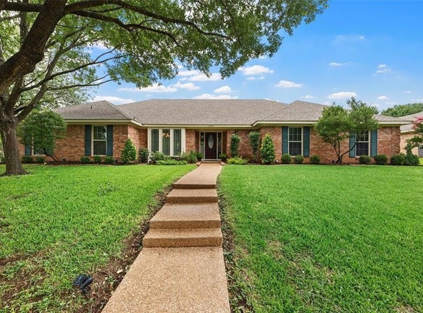 9600 Old Farm Road, Woodway, TX 76712