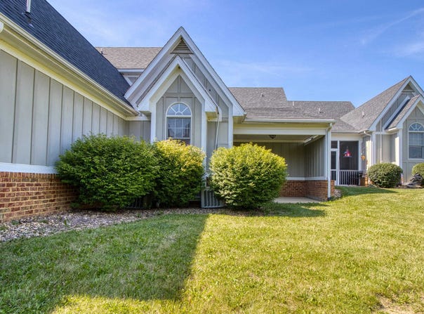 10 ABBEY CT, FISHERSVILLE, VA 22939