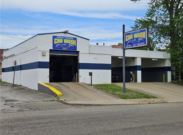 121 W 3rd Street, East Liverpool, OH 43920