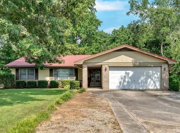 4866 S Lilburn Stone Mountain Road SW, Lilburn, GA 30047