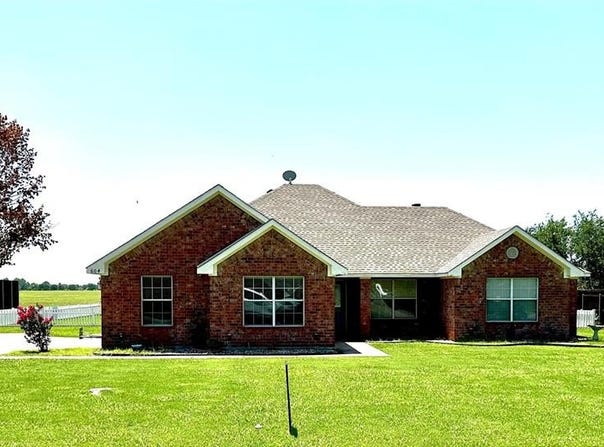 604 Fawn Trail, Tioga, TX 76271