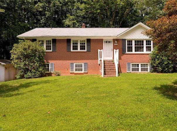 4850 Hauser Drive, Pfafftown, NC 27040