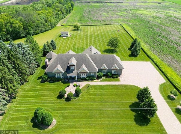 211 4th Street W, Maple Lake, MN 55358