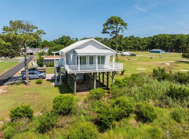 41198 SEA GULL DR, QUINBY, VA 23423