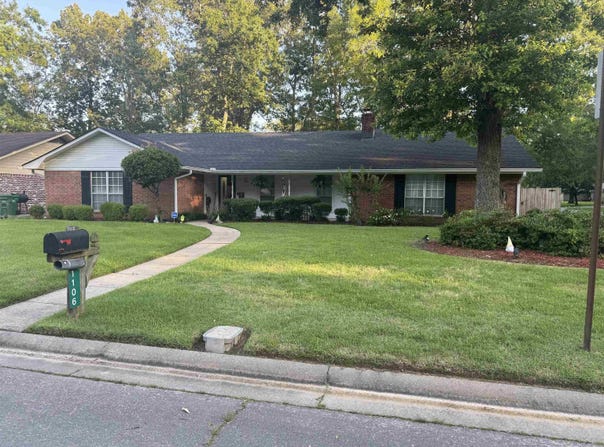 1106 Deer Run N, Pine Bluff, AR 71603