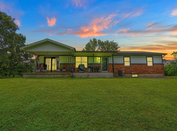 398 Number 8 Pike, Wellston, OH 45692
