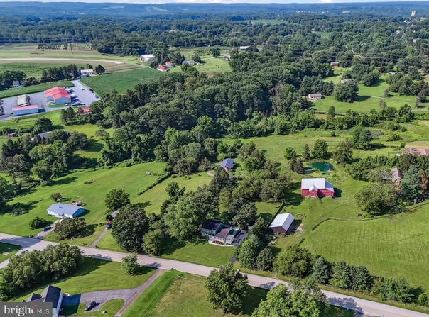 460 PENNOCKS BRIDGE ROAD, WEST GROVE, PA 19390