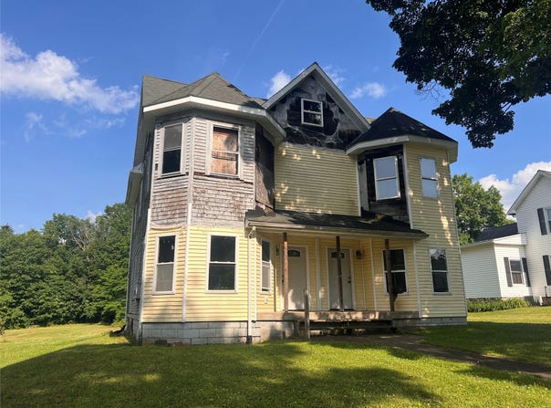 223-225 THOMAS Street, Cambridge Springs, PA 16403