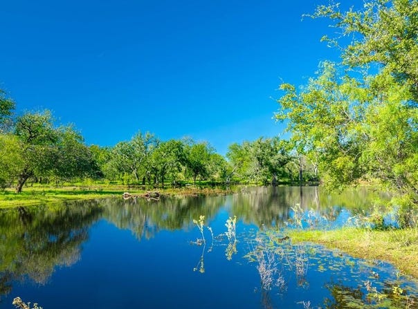 000 County Rd 102, Llano, TX 78643