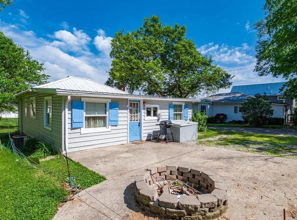 109 Beacon Light Lane, Buckeye Lake, OH 43008
