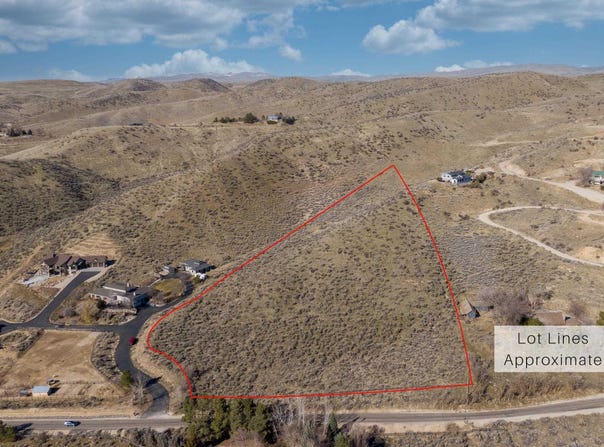 7451 N Pierce Park Ln, Boise, ID 83714