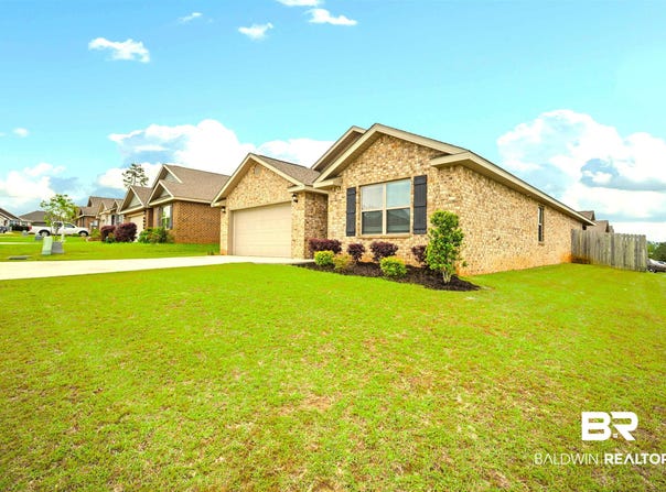 10566 Brodick Loop, Spanish Fort, AL 36527